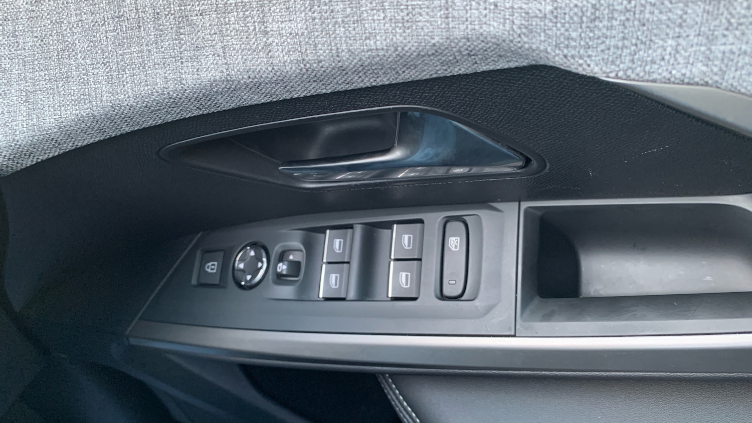 Used Peugeot 3008 2025 for sale - 76730017: Photo 23