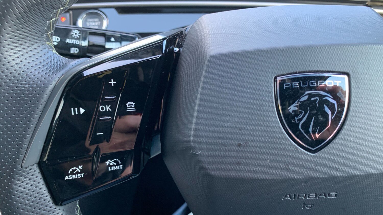 Used Peugeot 3008 2025 for sale - 76730017: Photo 24