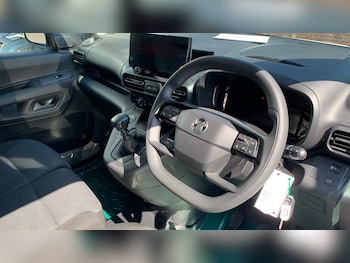 Used Vauxhall Combo 2024 for sale - 75811202: Photo