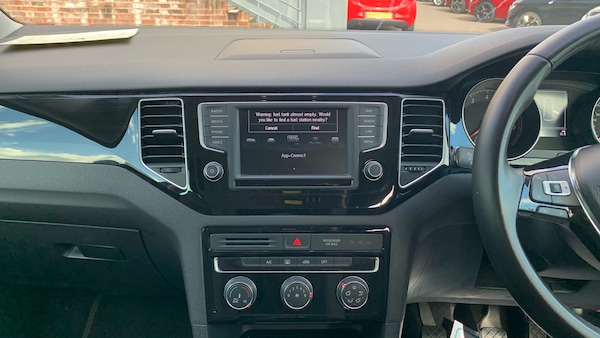 Used Volkswagen Golf SV 2017 for sale - 76153994: Photo 10