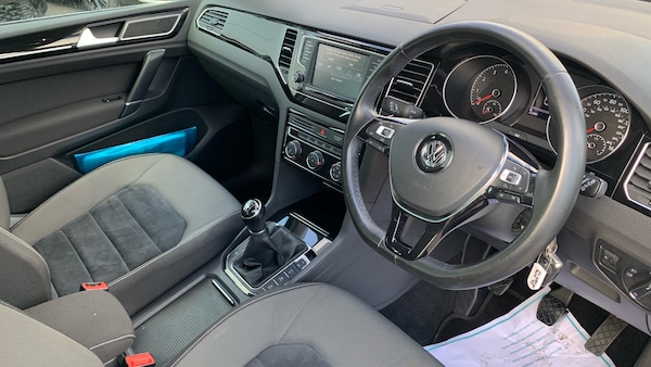 Used Volkswagen Golf SV 2017 for sale - 76153994: Photo 11
