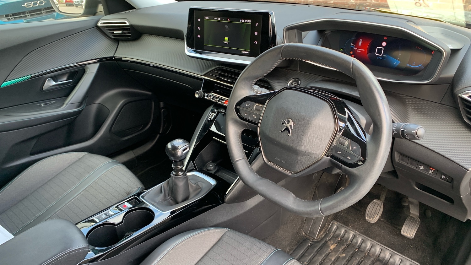 Used Peugeot 2008 2022 for sale - 76586381: Photo 11