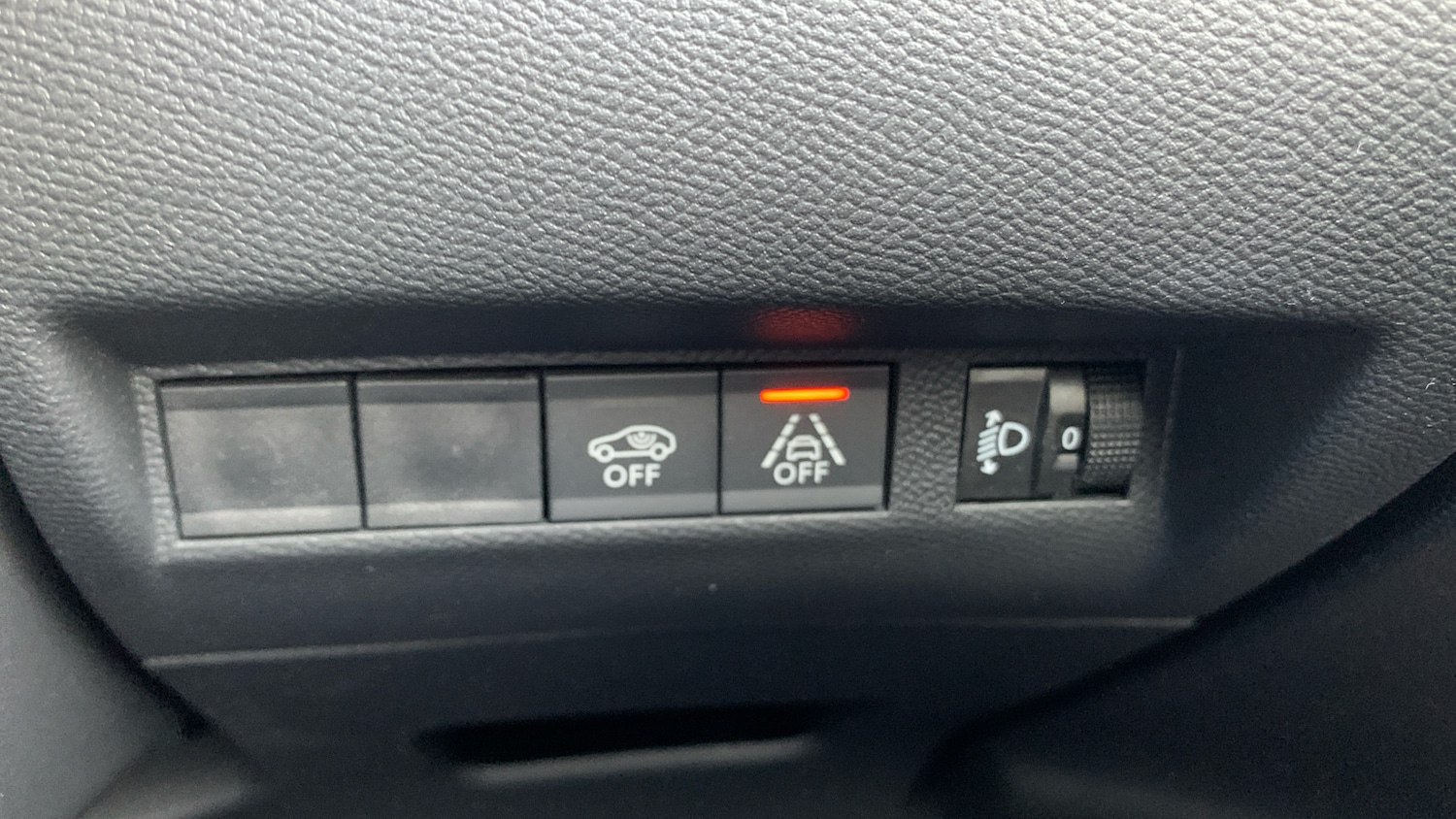 Used Peugeot 2008 2022 for sale - 76586381: Photo 18