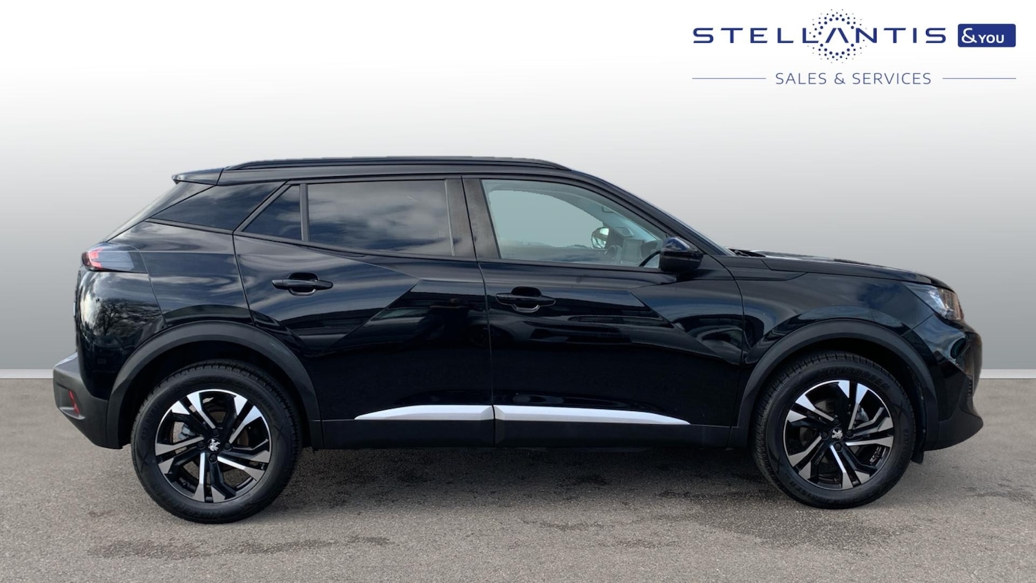 Used Peugeot 2008 2022 for sale - 76586381: Photo 2