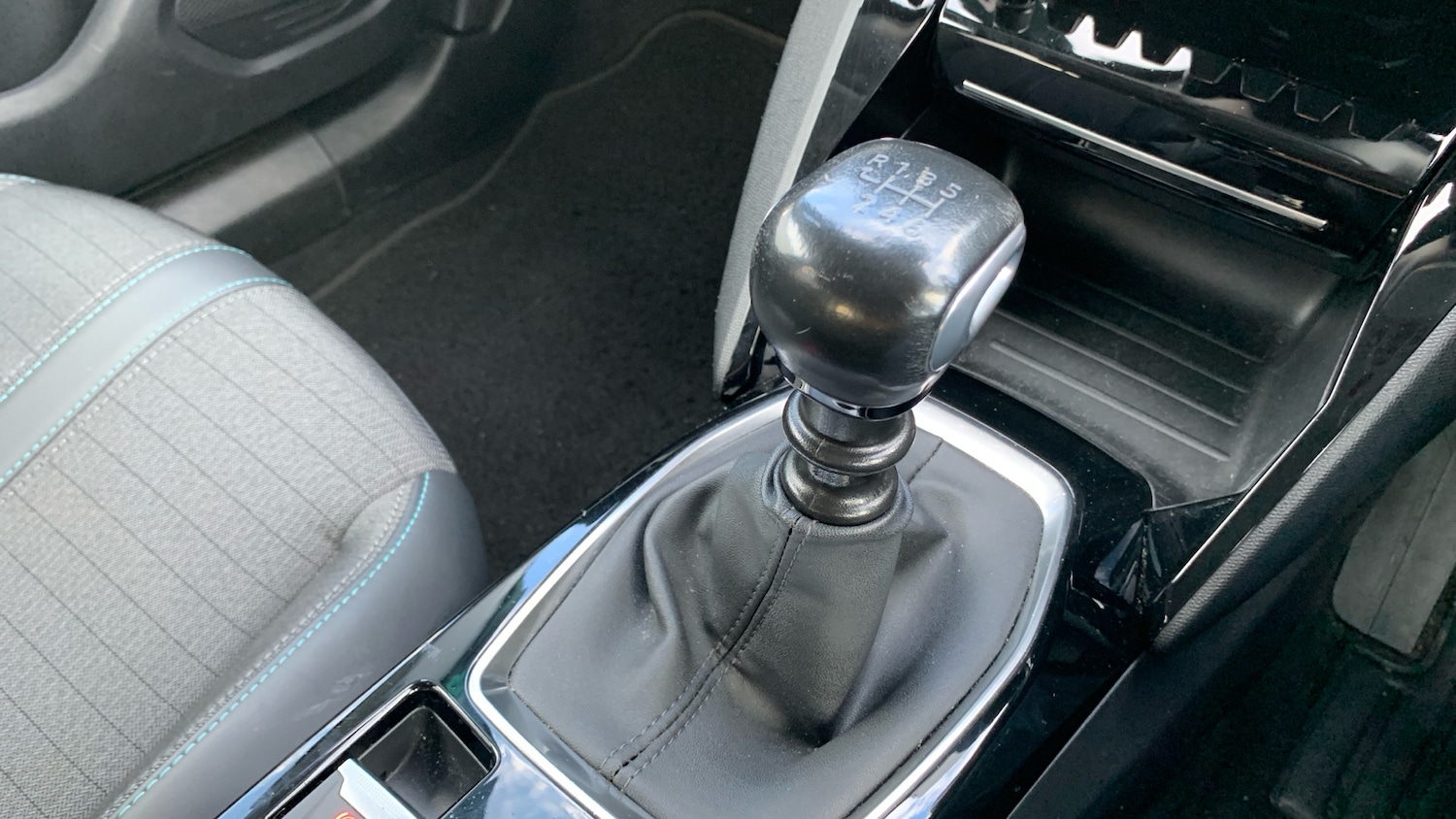 Used Peugeot 2008 2022 for sale - 76586381: Photo 20