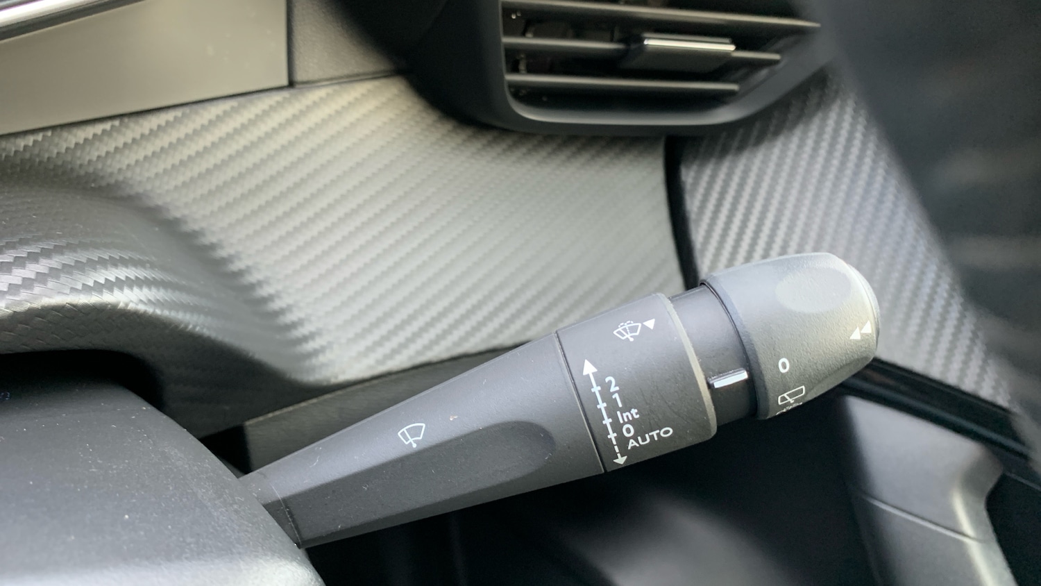 Used Peugeot 2008 2022 for sale - 76586381: Photo 27