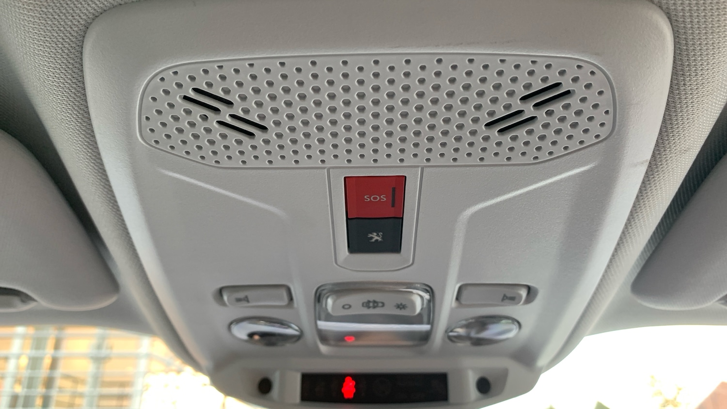 Used Peugeot 2008 2022 for sale - 76586381: Photo 35