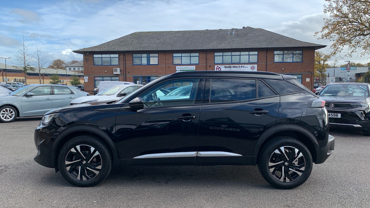 Used Peugeot 2008 2022 for sale - 76586381: Photo 6