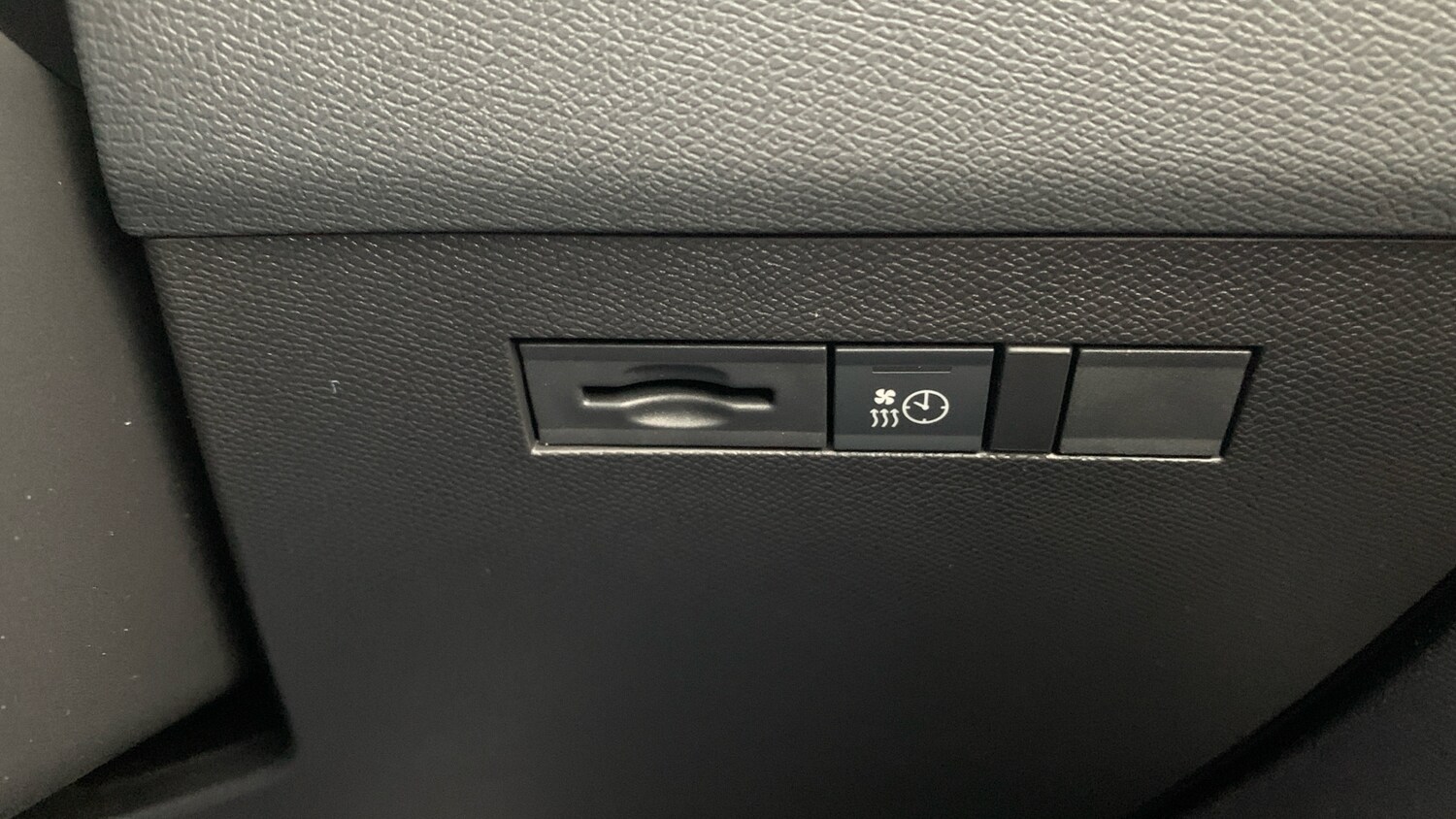 Used Vauxhall Astra 2023 for sale - 76433788: Photo 18