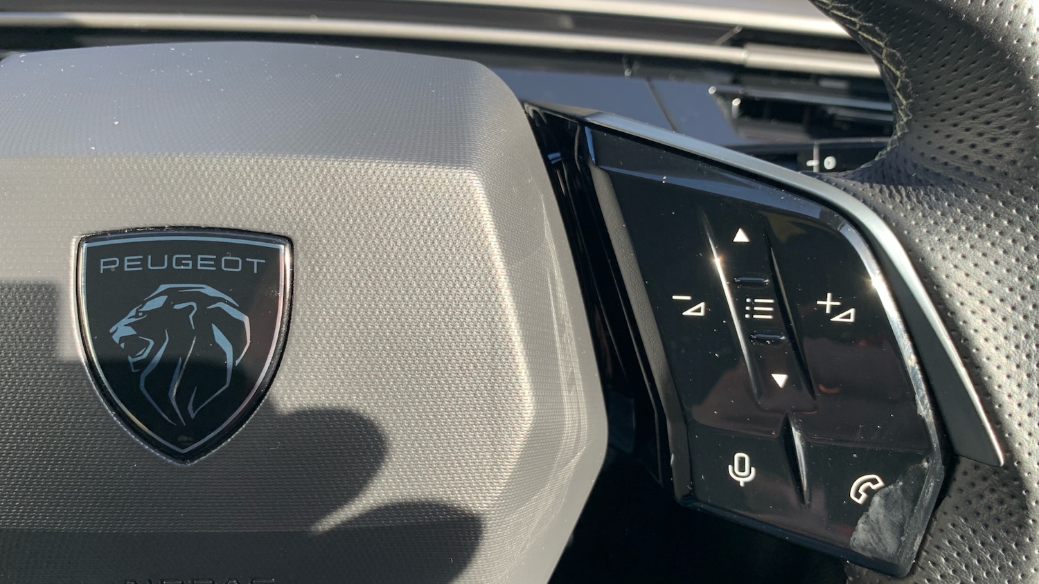 Used Peugeot 5008 2024 for sale - 76318426: Photo 24