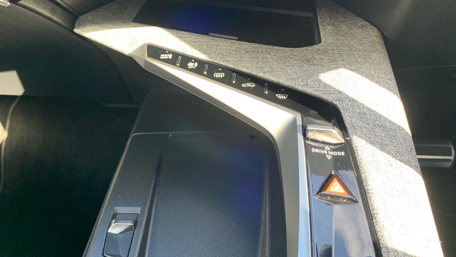 Used Peugeot 5008 2024 for sale - 76318426: Photo 34