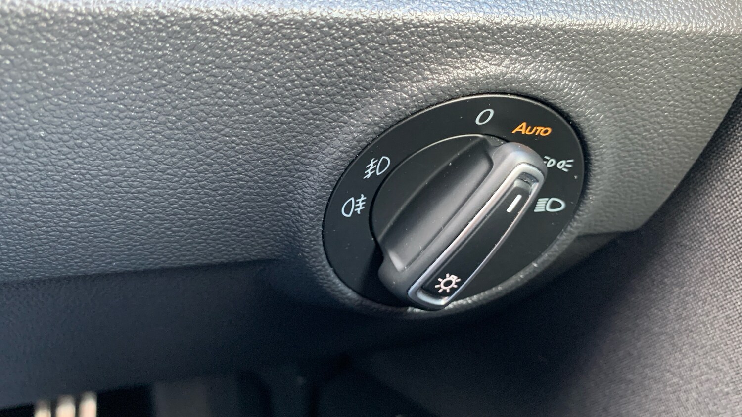 Used Volkswagen T-Roc 2021 for sale - 76190355: Photo 18