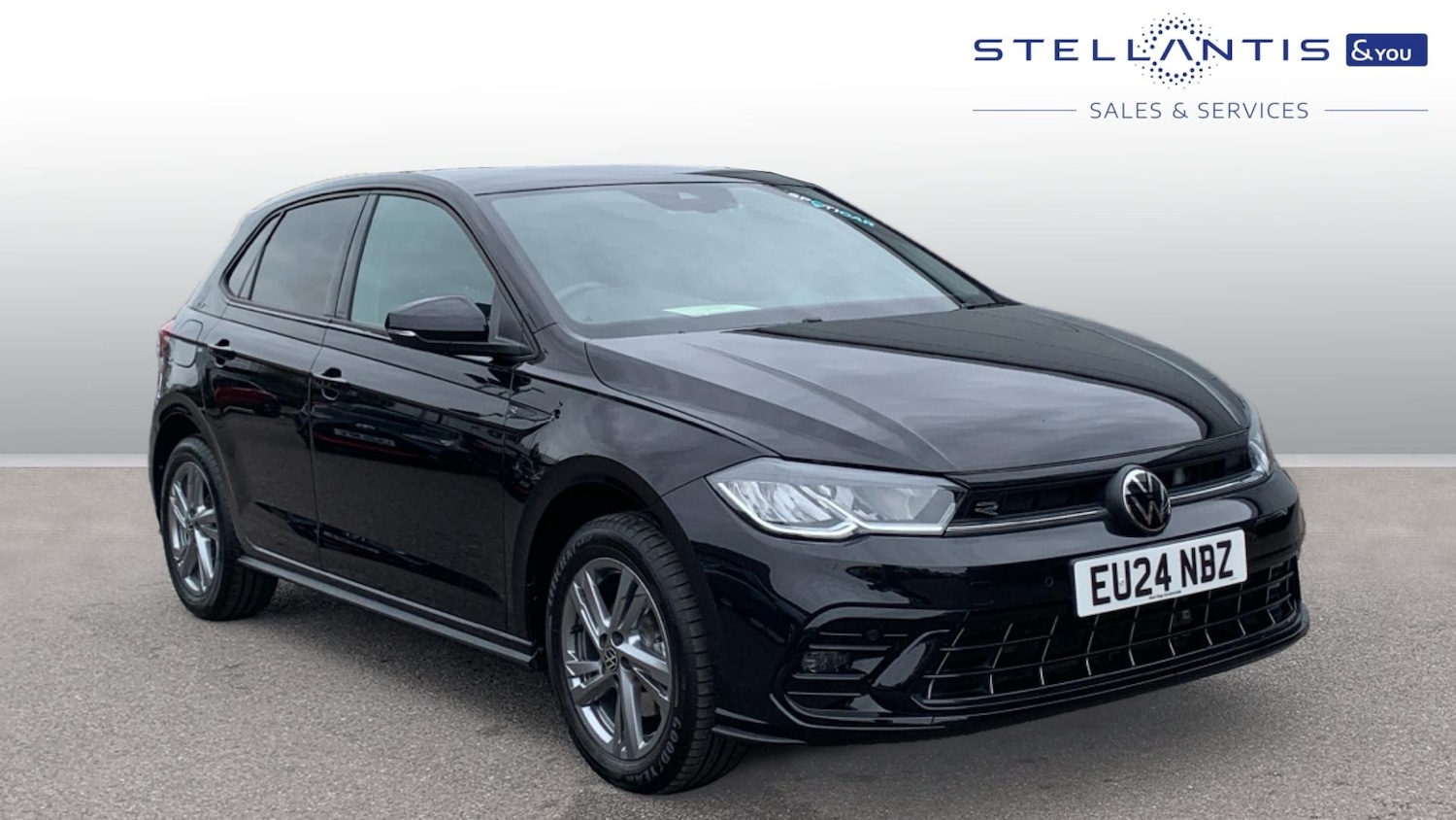 Used Volkswagen Polo 2024 for sale - 76574227: Photo 1