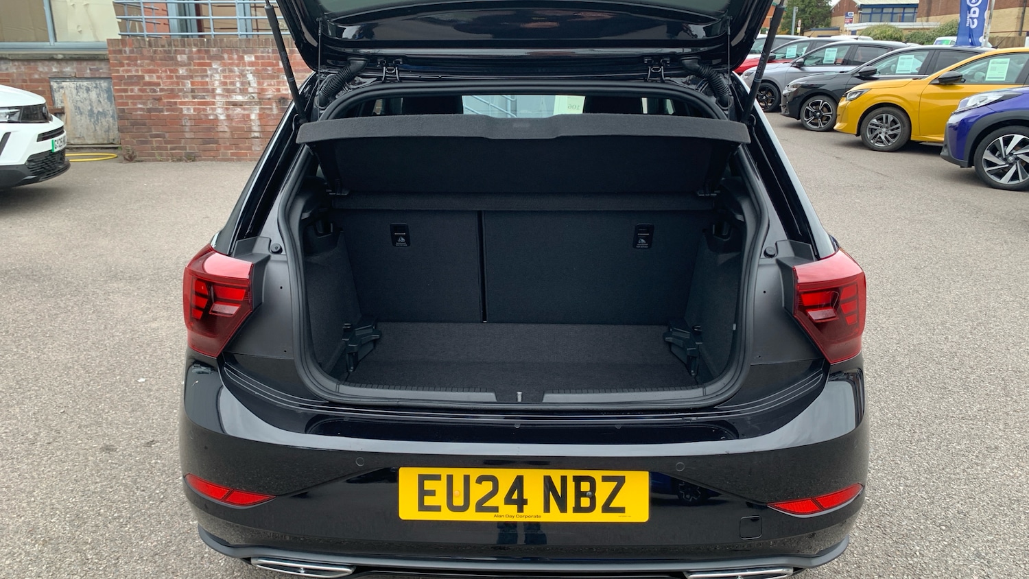 Used Volkswagen Polo 2024 for sale - 76574227: Photo 19