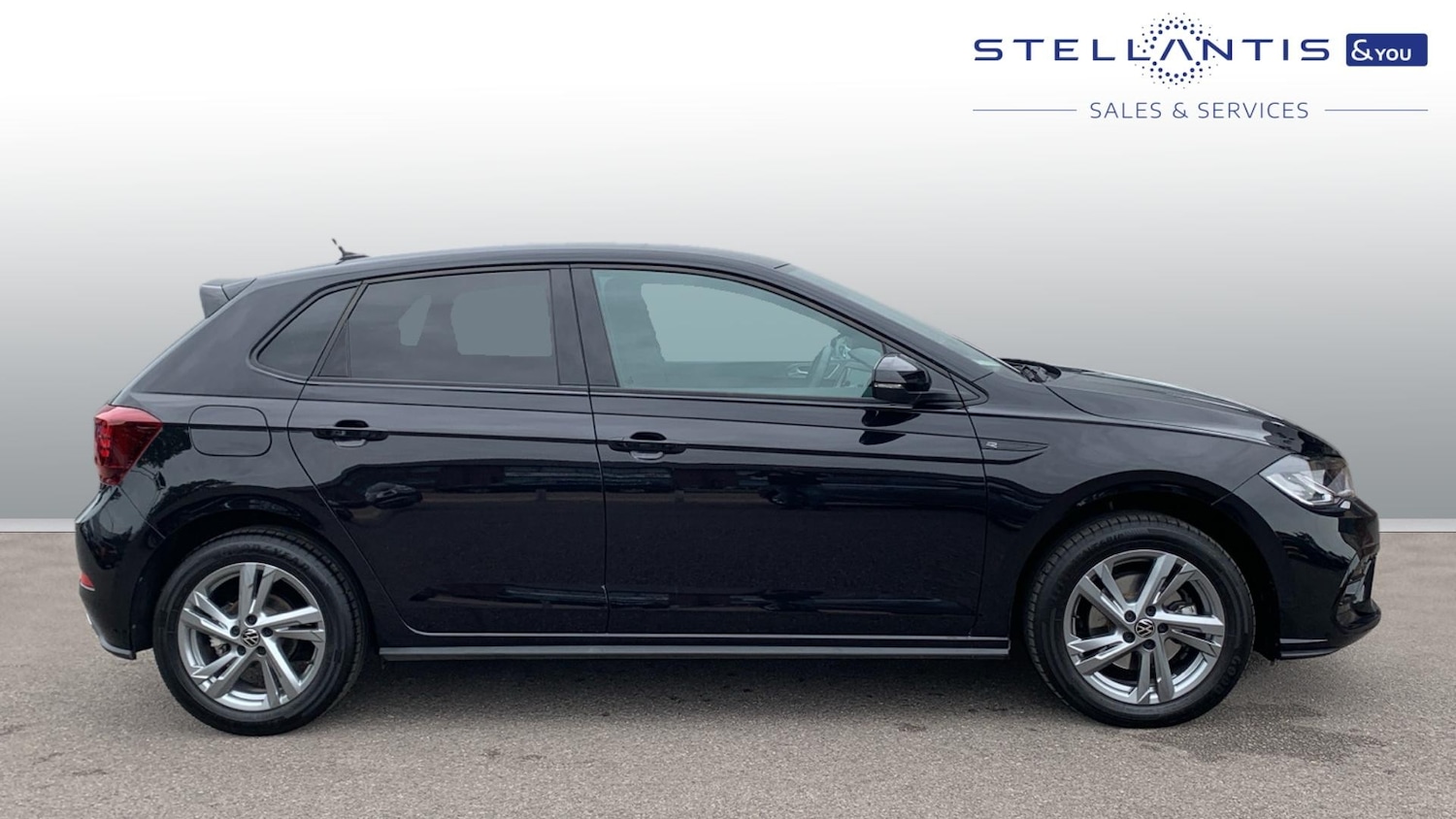 Used Volkswagen Polo 2024 for sale - 76574227: Photo 2