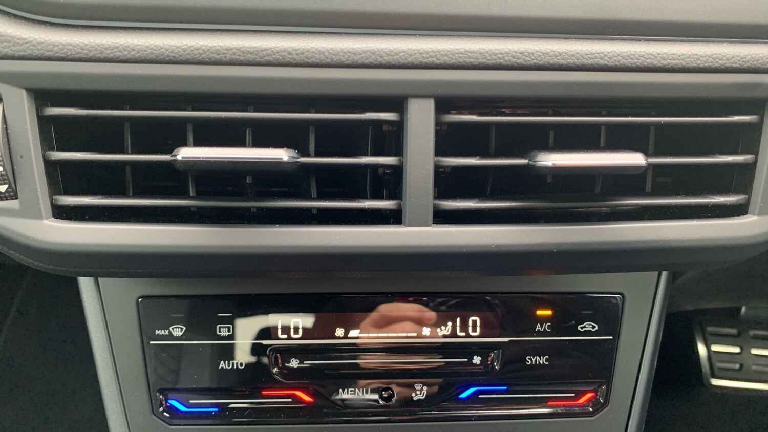 Used Volkswagen Polo 2024 for sale - 76574227: Photo 33