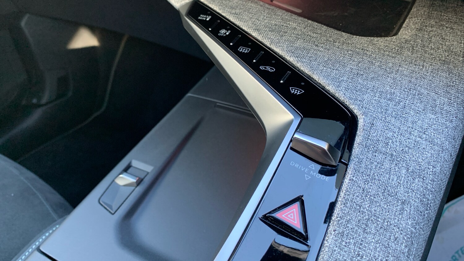 Used Peugeot 3008 2025 for sale - 76730003: Photo 35