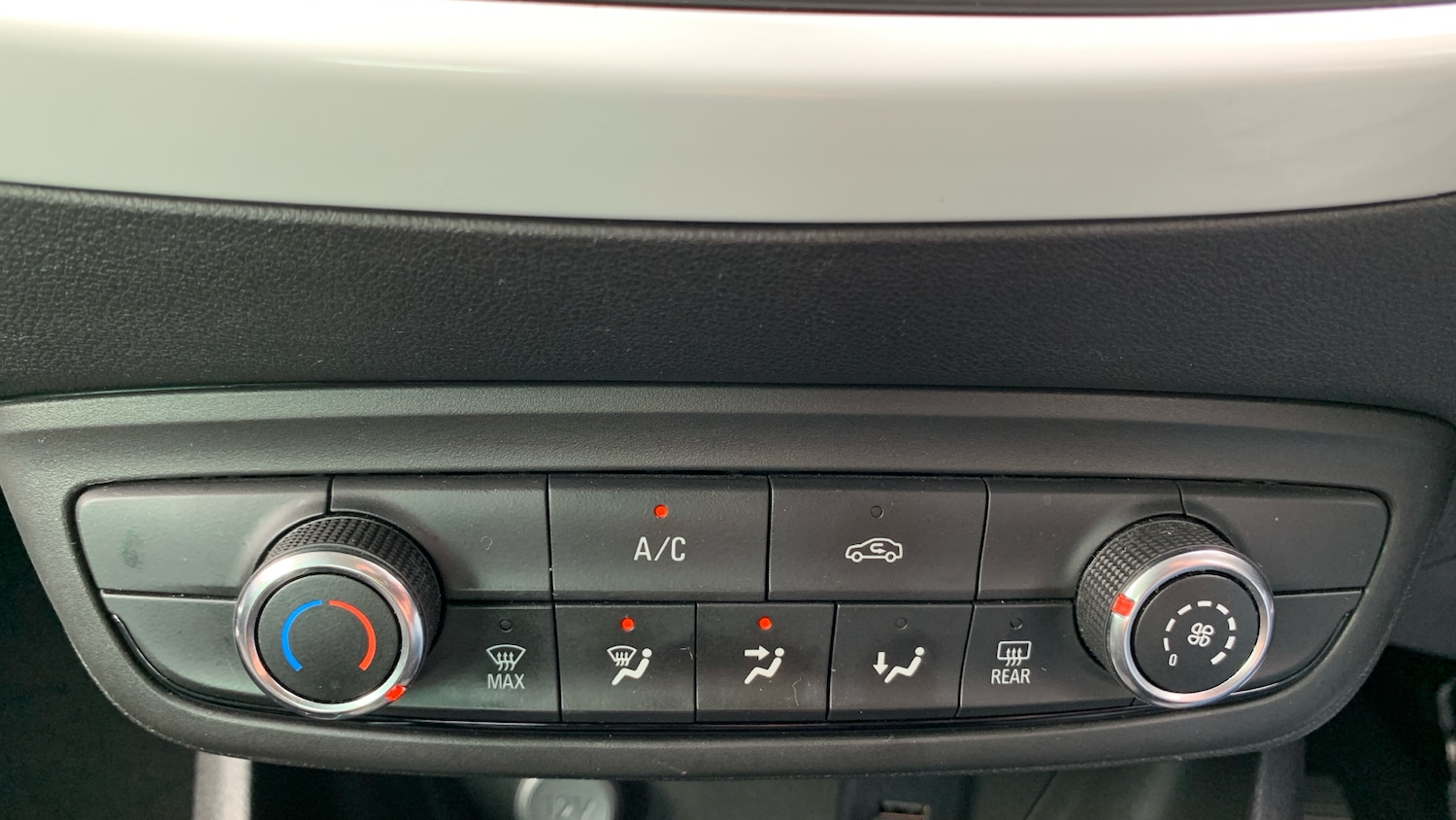 Used Vauxhall Crossland X 2020 for sale - 77587841: Photo 33