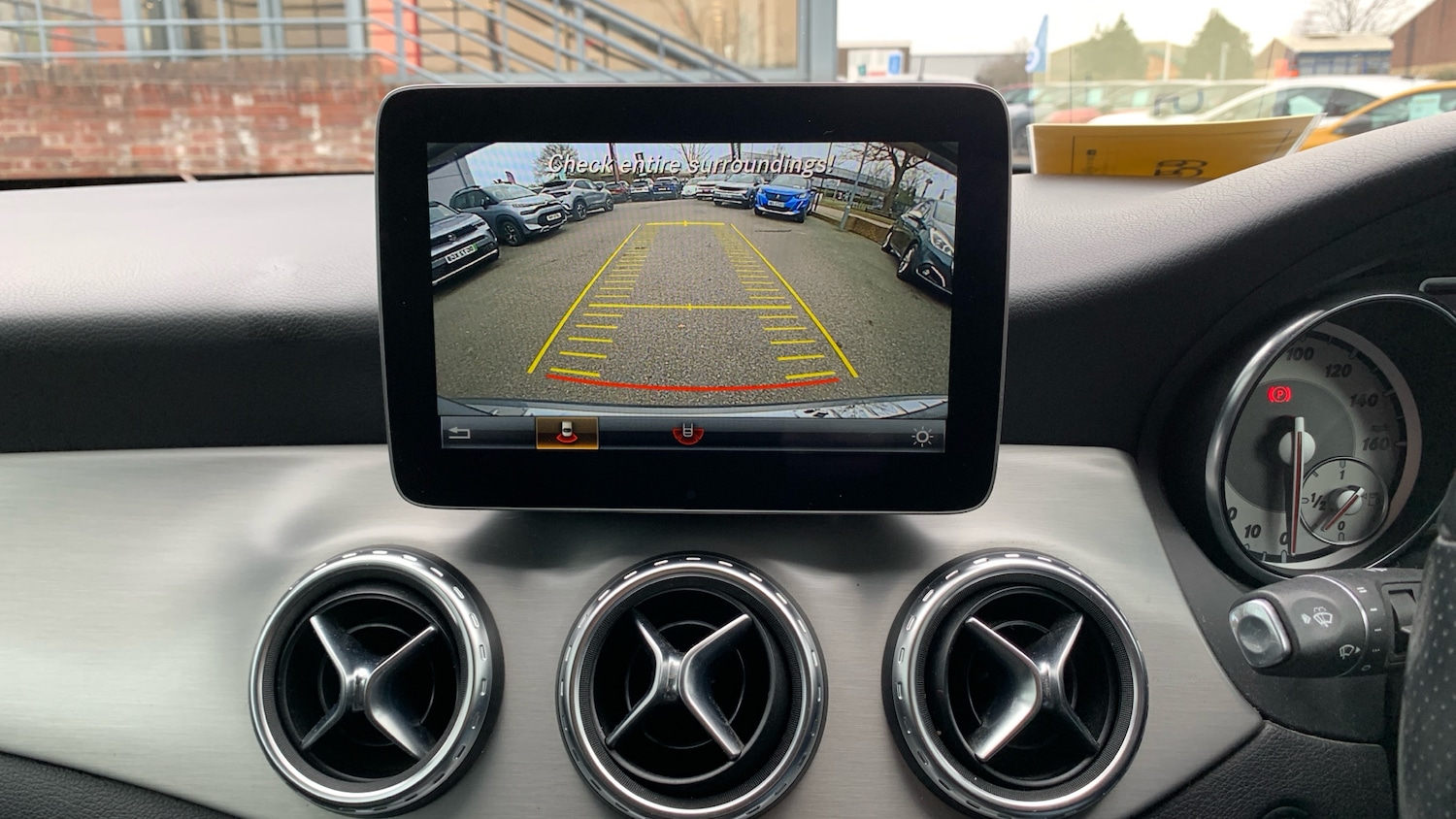 Used Mercedes-Benz GLA 2016 for sale - 77346156: Photo 33