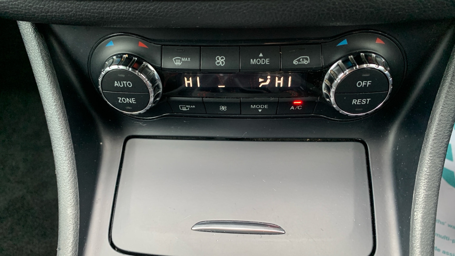 Used Mercedes-Benz GLA 2016 for sale - 77346156: Photo 35