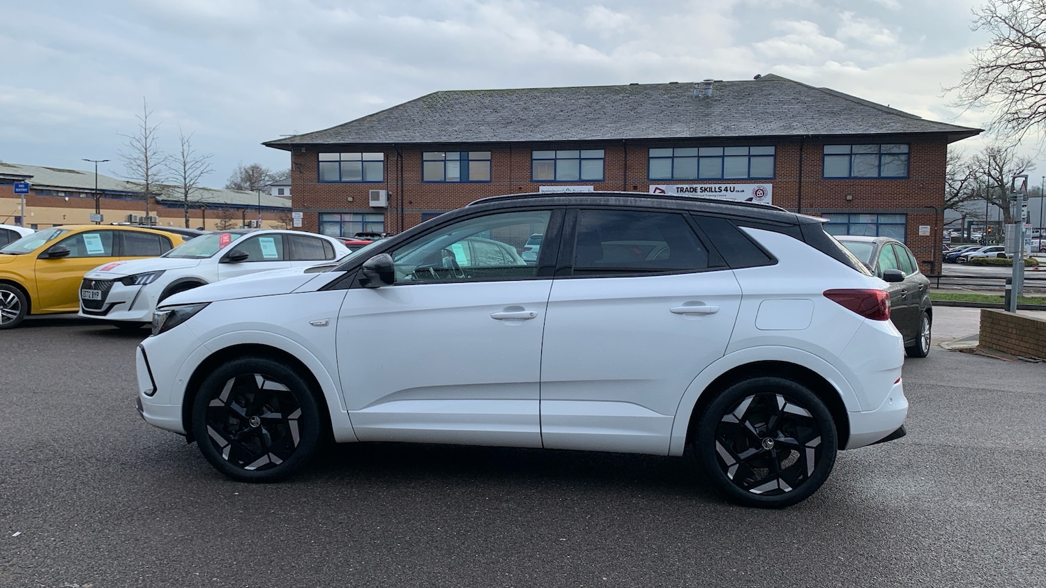 Used Vauxhall Grandland 2023 for sale - 76998837: Photo 7