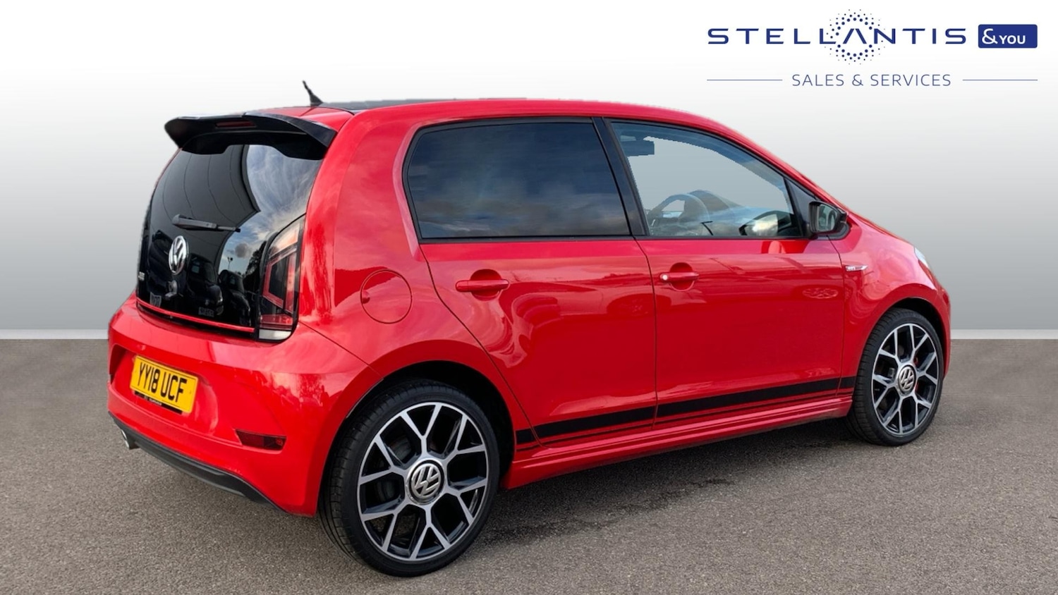 Used Volkswagen up! 2018 for sale - 76586382: Photo 3