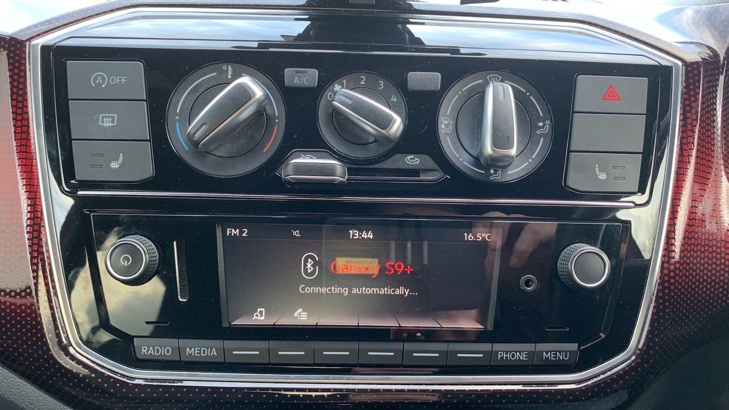 Used Volkswagen up! 2018 for sale - 76586382: Photo 30