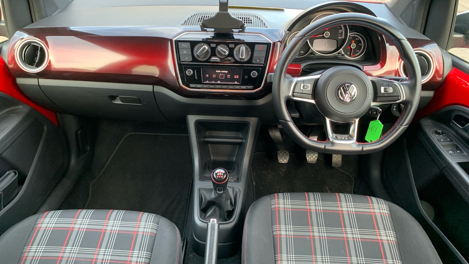 Used Volkswagen up! 2018 for sale - 76586382: Photo 4