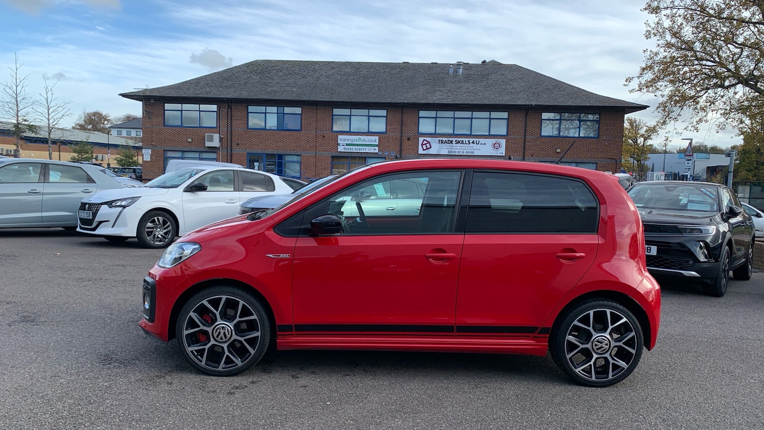 Used Volkswagen up! 2018 for sale - 76586382: Photo 6