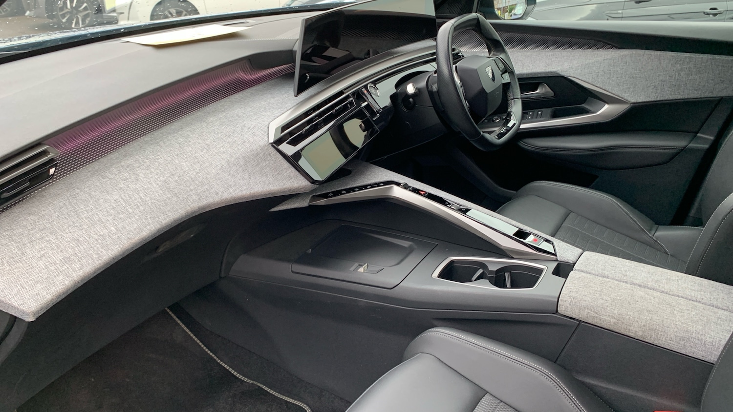 Used Peugeot 3008 2025 for sale - 76866811: Photo 12