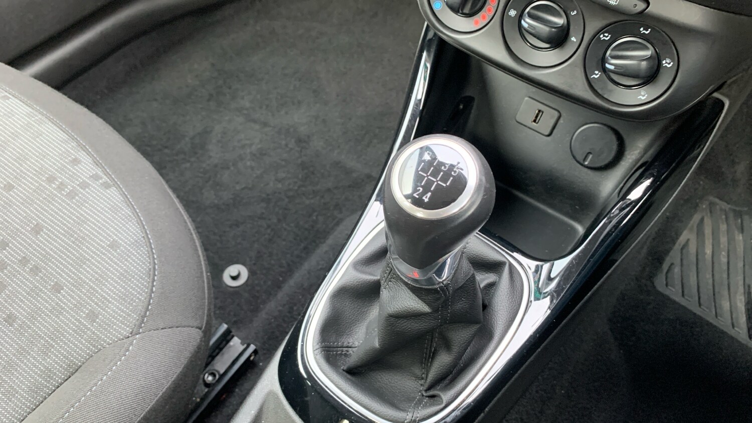 Used Vauxhall ADAM 2016 for sale - 77412864: Photo 21