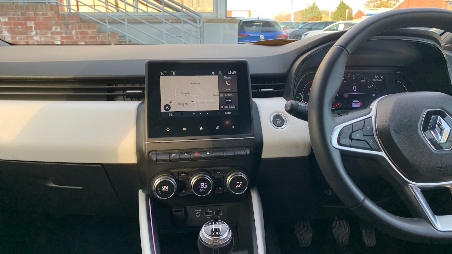 Used Renault Clio 2021 for sale - 76586428: Photo 10