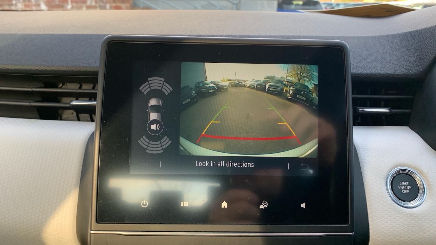 Used Renault Clio 2021 for sale - 76586428: Photo 32