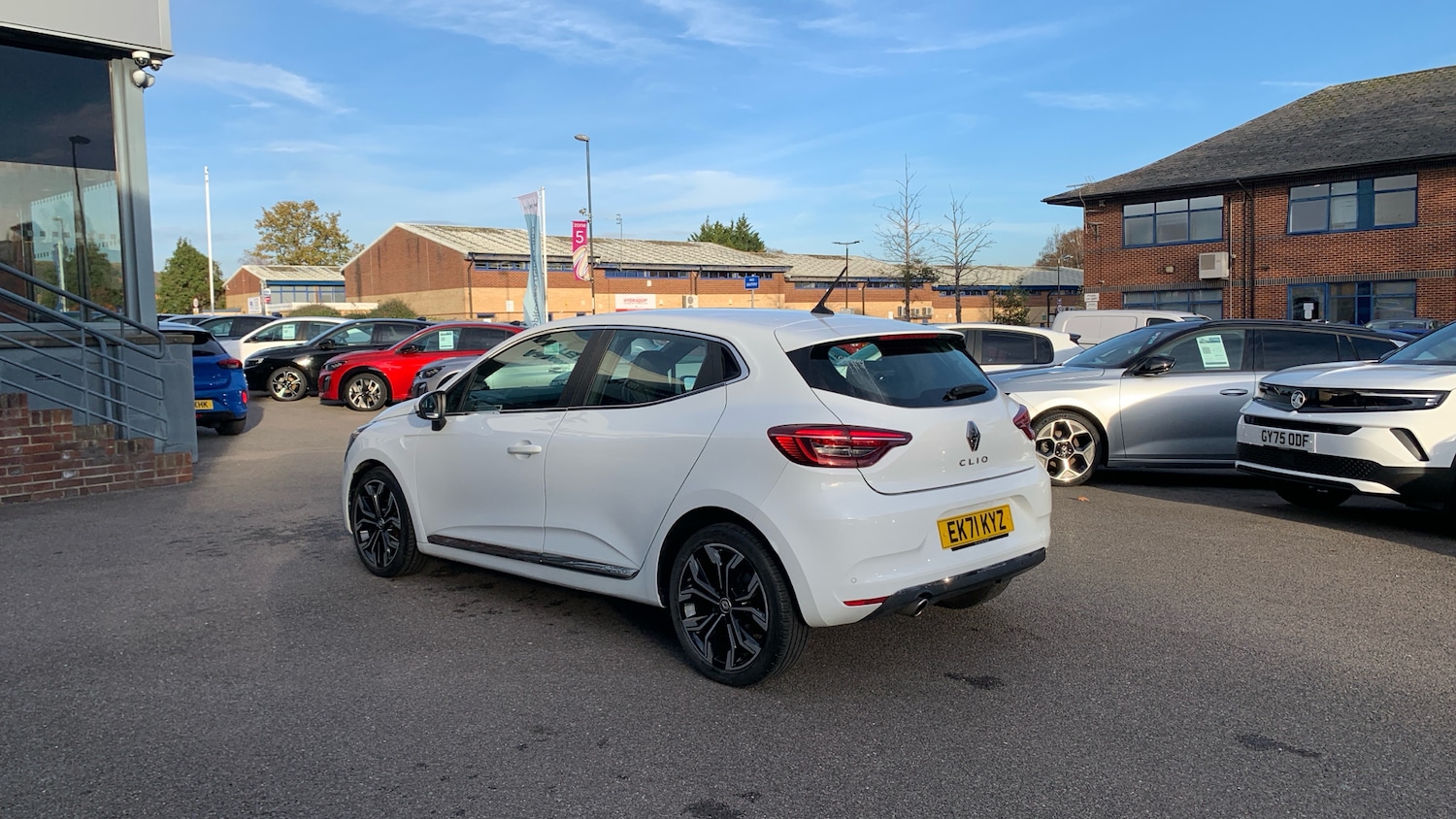 Used Renault Clio 2021 for sale - 76586428: Photo 5