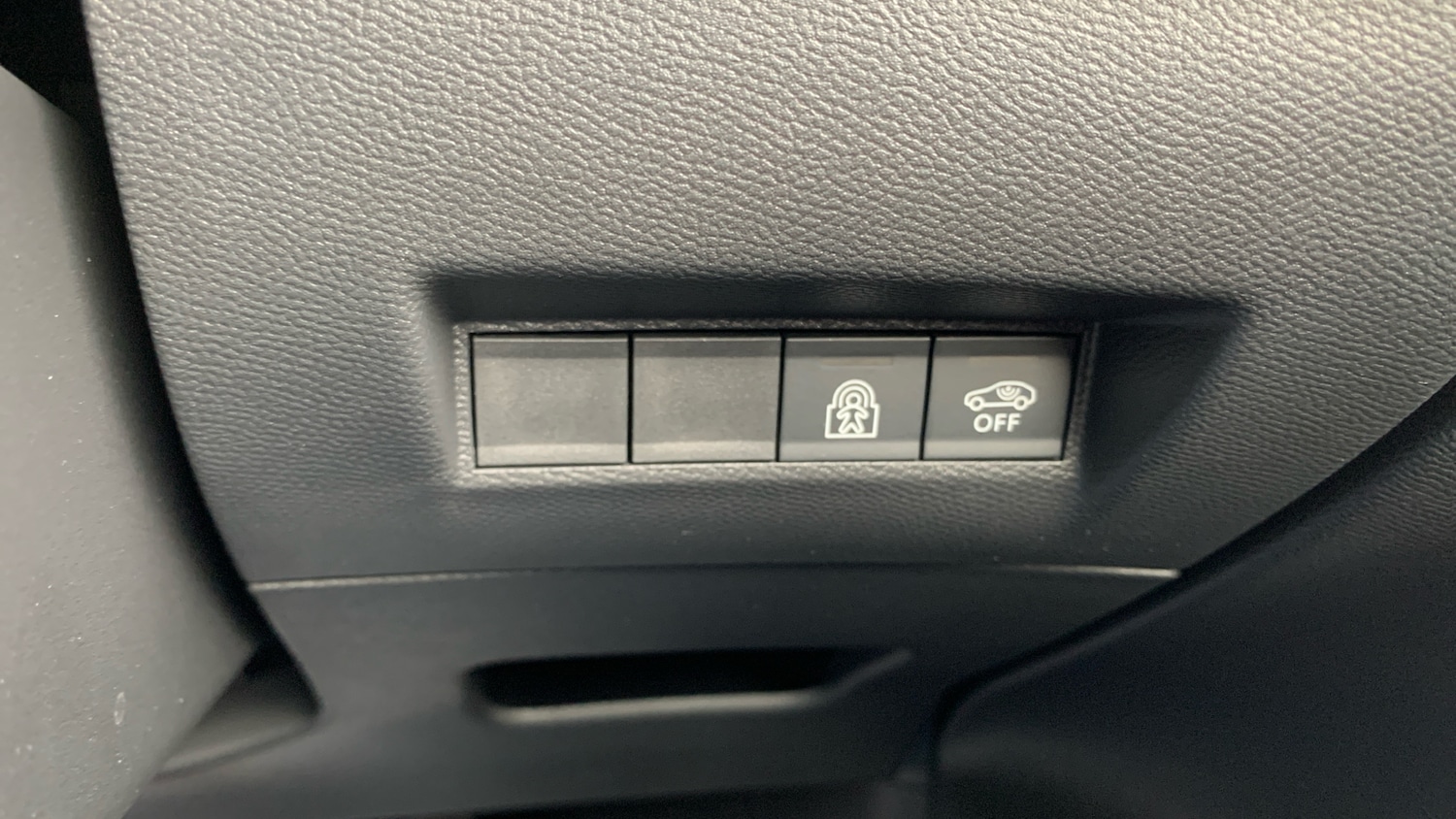 Used Peugeot 208 2024 for sale - 76419750: Photo 18