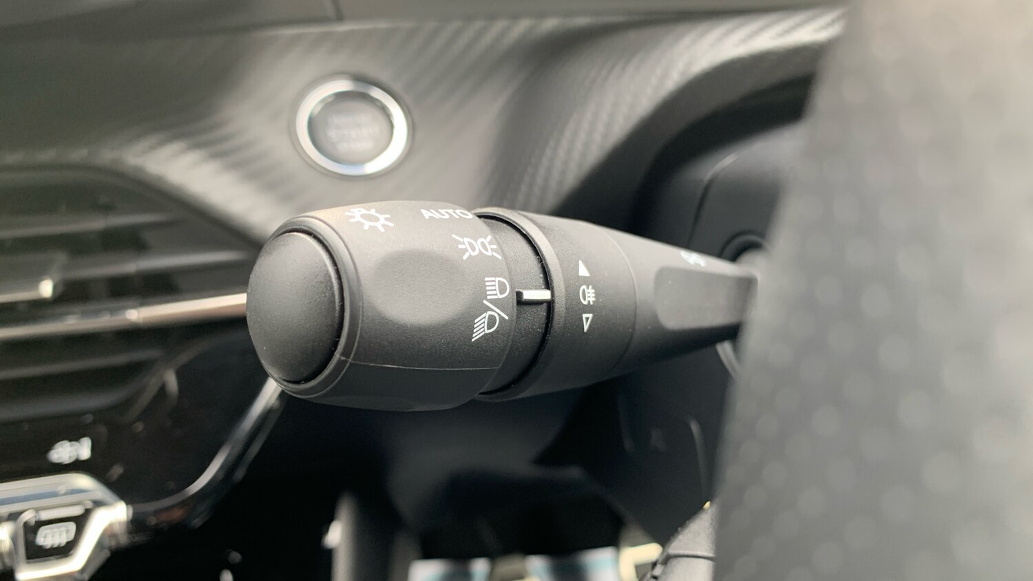 Used Peugeot 208 2024 for sale - 76419750: Photo 28