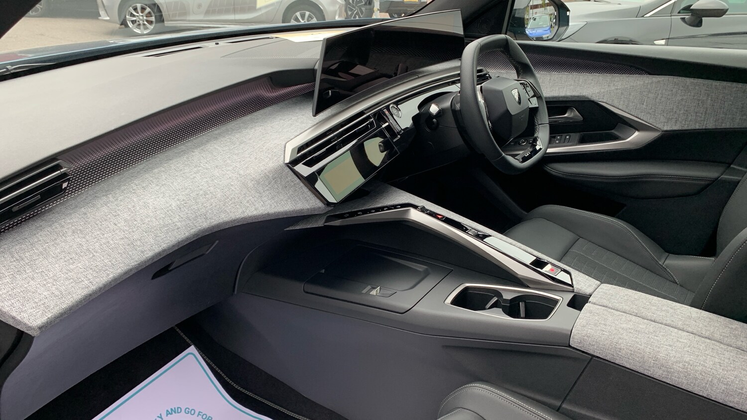 Used Peugeot 5008 2025 for sale - 76153996: Photo 12