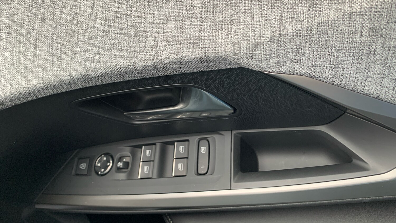 Used Peugeot 5008 2025 for sale - 76153996: Photo 22