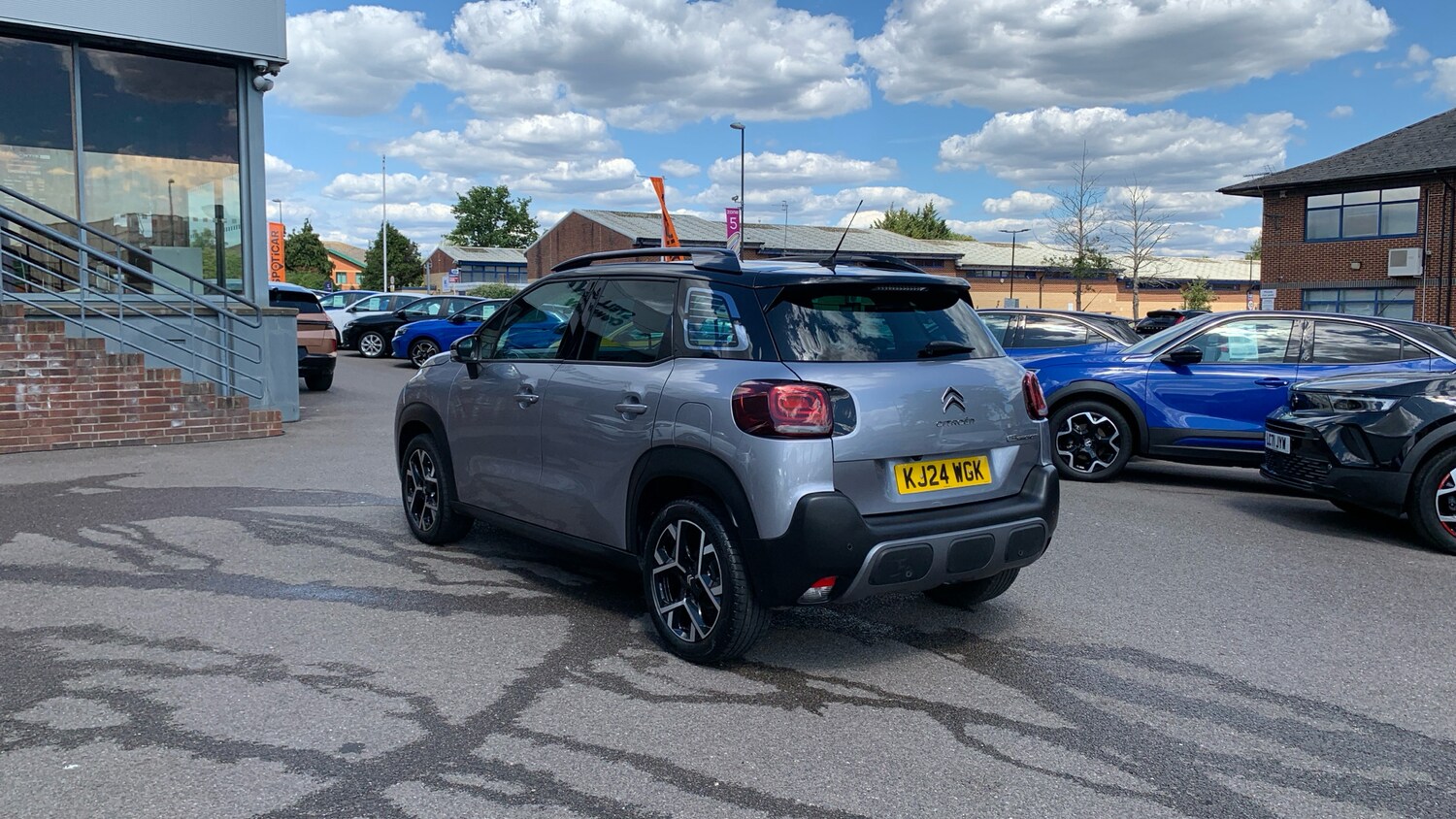 Vehicle 5