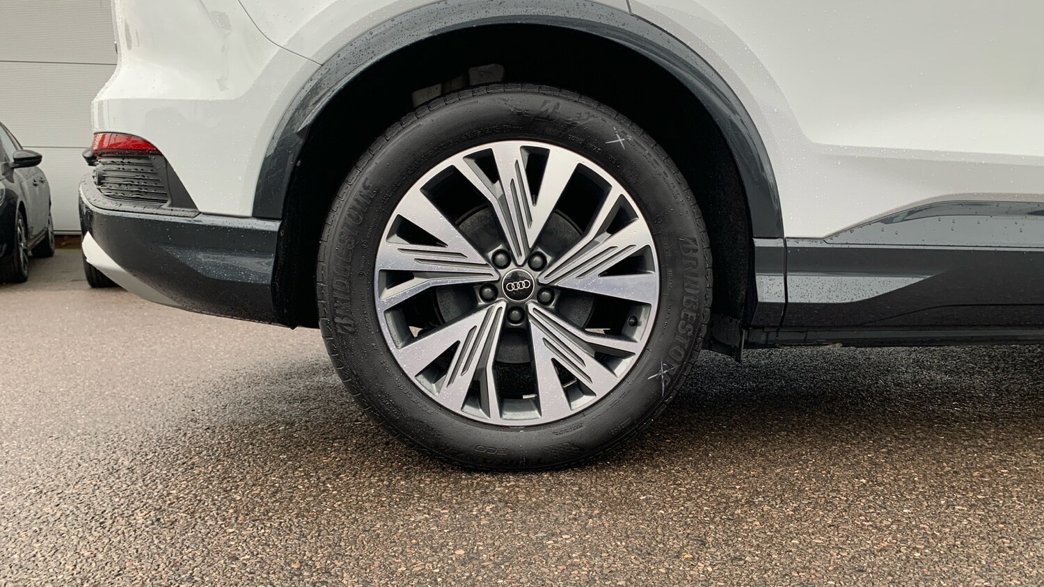 Used Audi Q4 e-tron 2024 for sale - 76458407: Photo 16