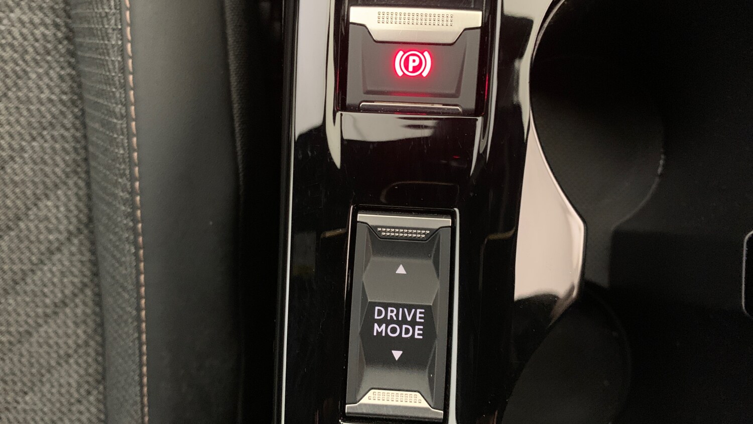 Used Peugeot 2008 2024 for sale - 77427044: Photo 33