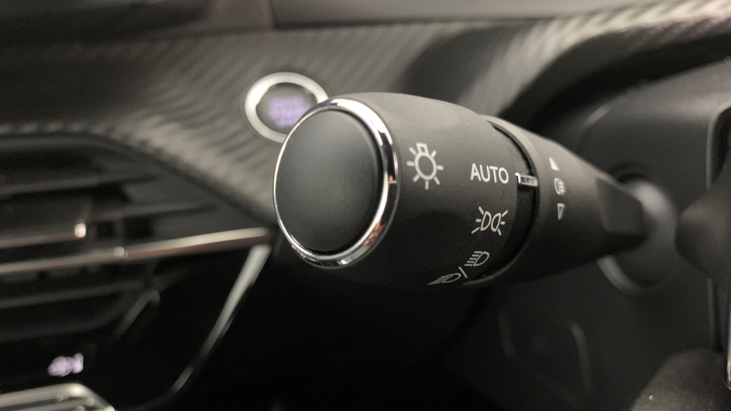 Used Peugeot 2008 2024 for sale - 77427044: Photo 35