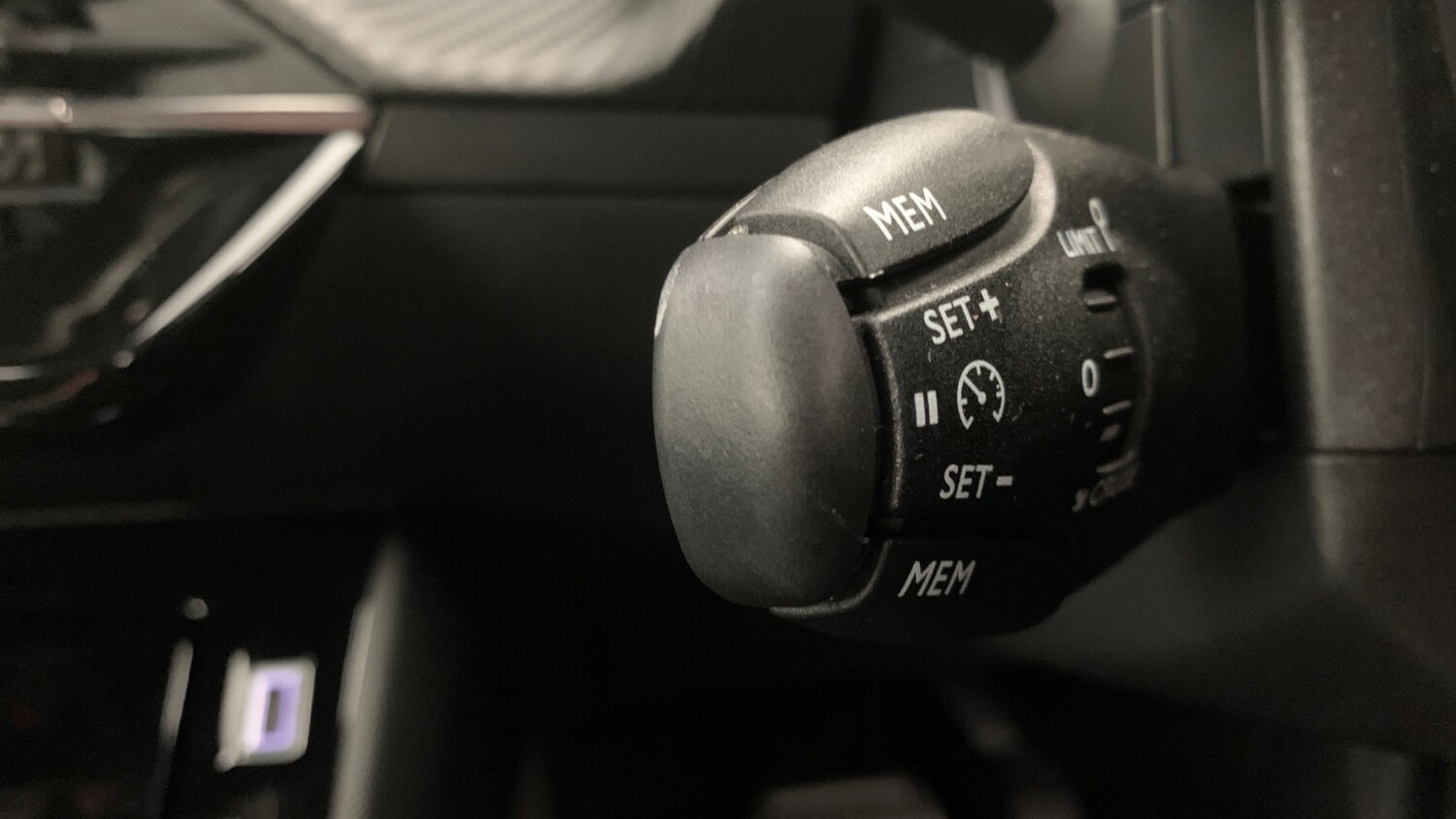 Used Peugeot 2008 2024 for sale - 77427044: Photo 37