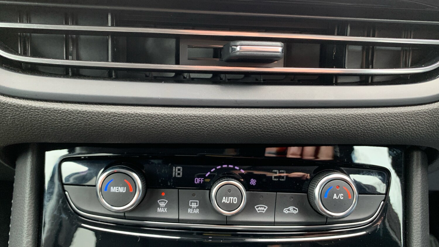 Used Vauxhall Grandland 2024 for sale - 77497978: Photo 33