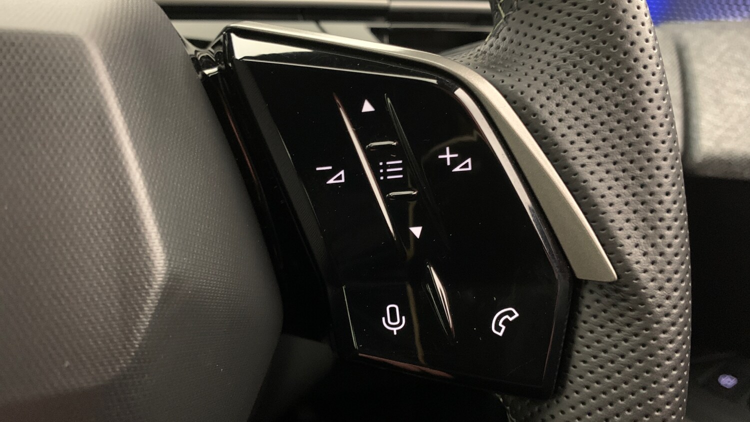 Used Peugeot 5008 2025 for sale - 77511911: Photo 18