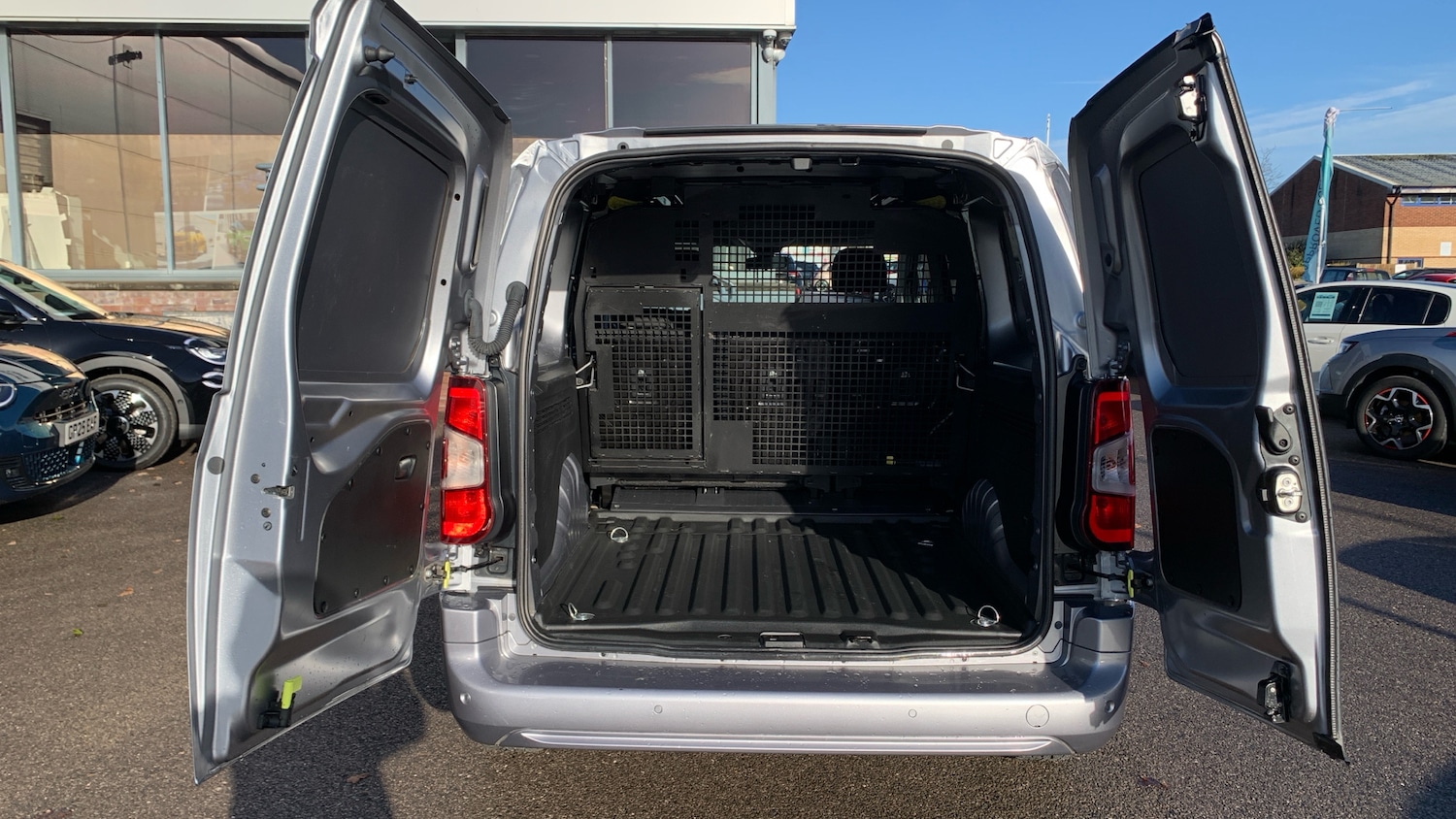 Used Vauxhall Combo 2021 for sale - 77132436: Photo 20