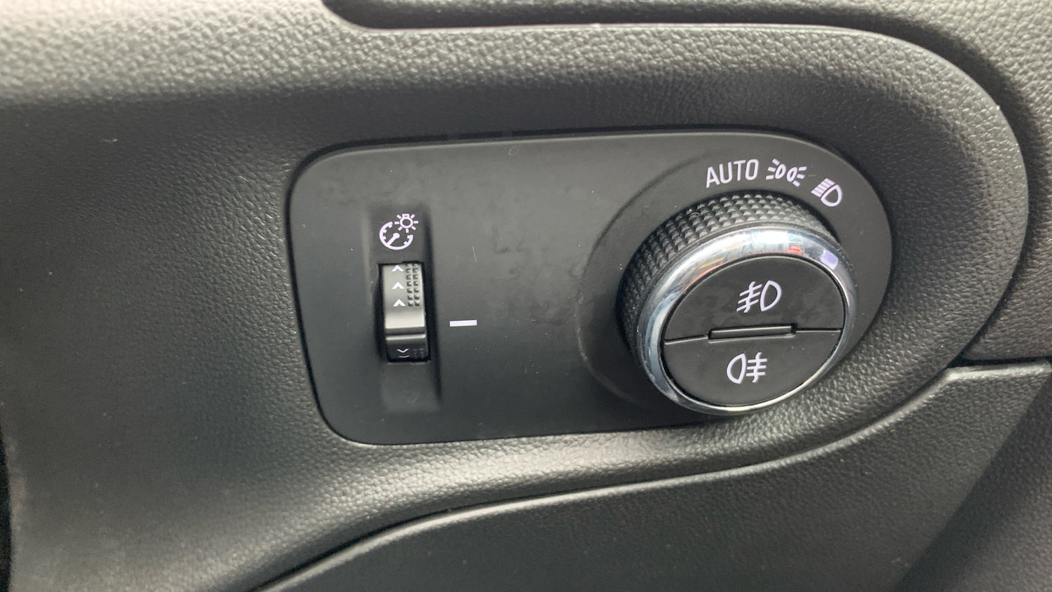 Used Vauxhall Grandland 2023 for sale - 76447015: Photo 18