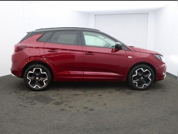 Used Vauxhall Grandland 2023 for sale - 76447015: Photo