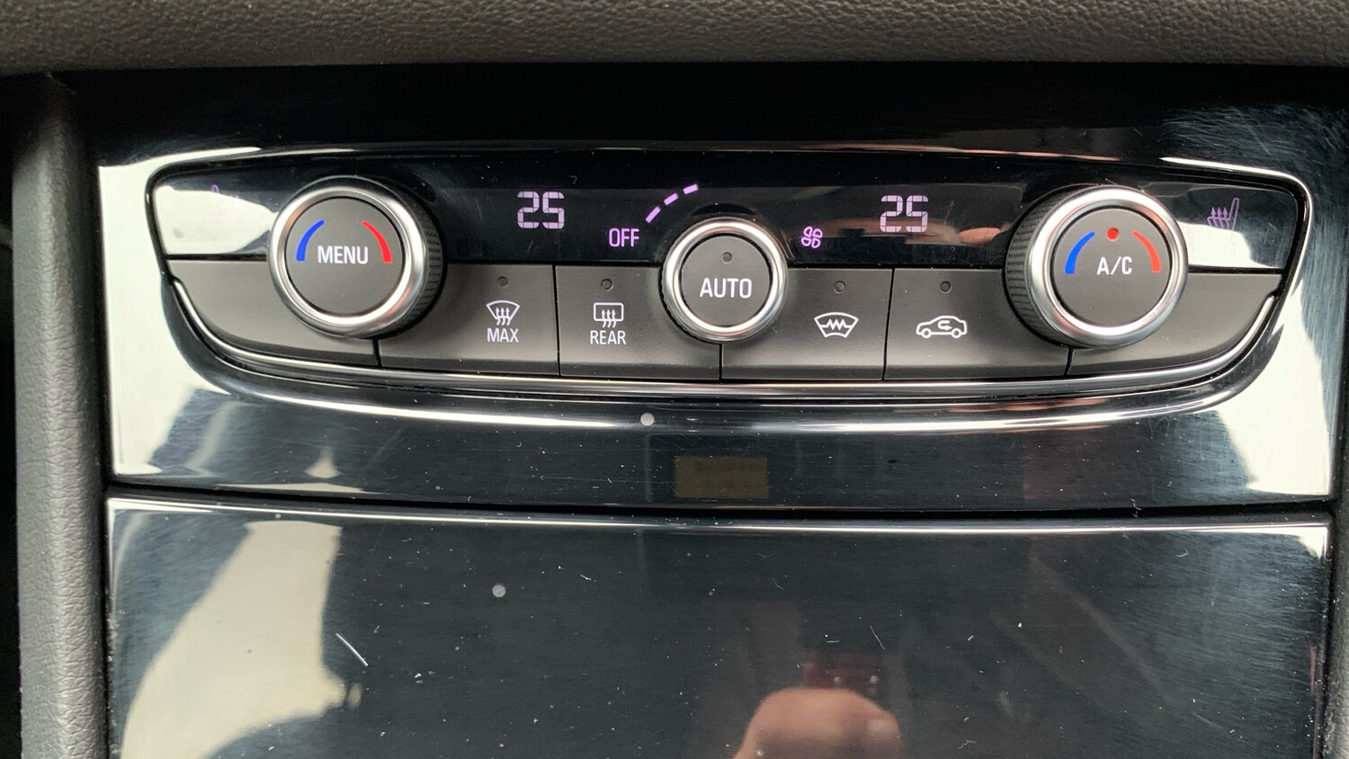 Used Vauxhall Grandland 2023 for sale - 76447015: Photo 33