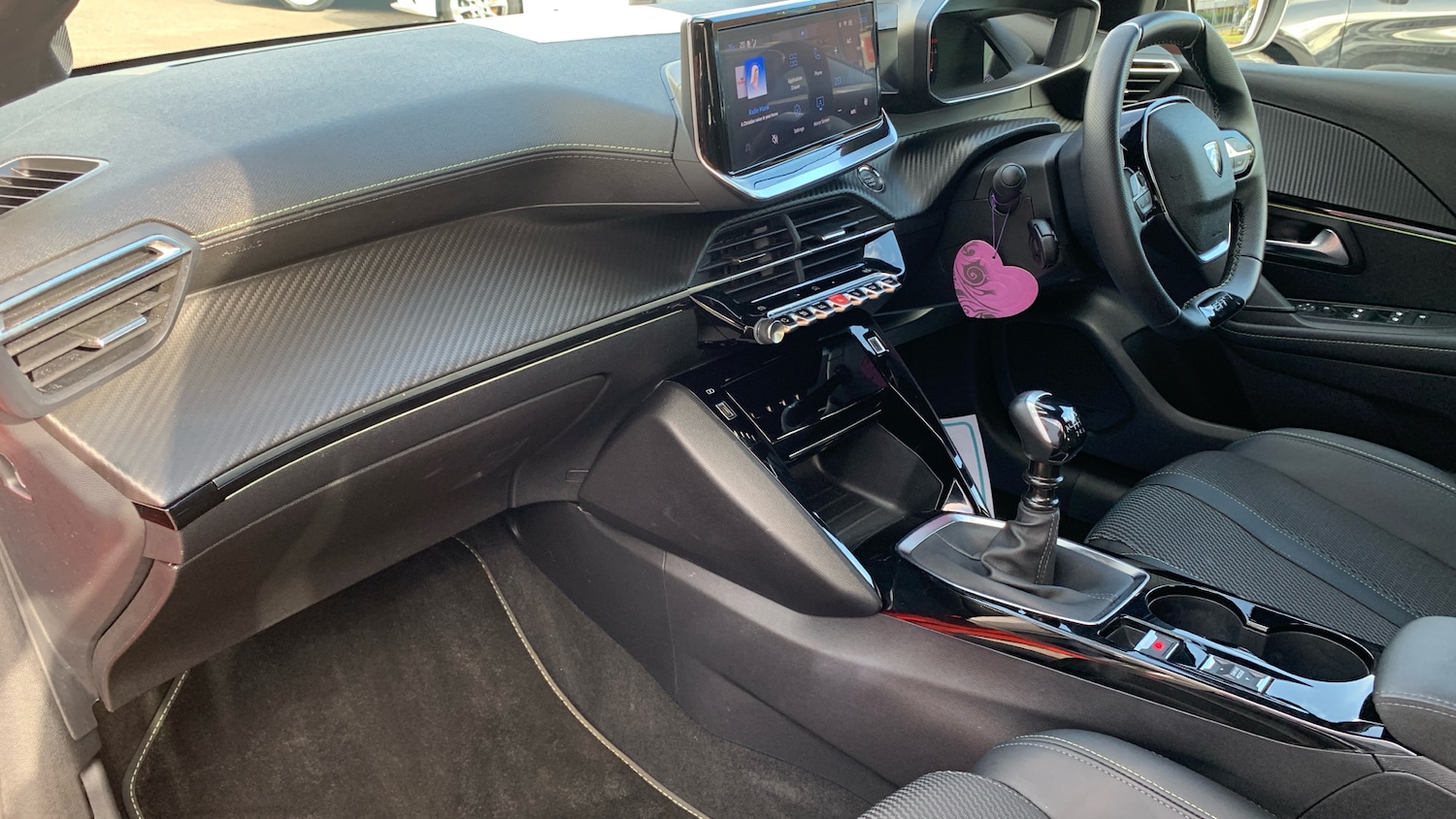 Used Peugeot 208 2024 for sale - 76389574: Photo 12